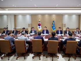 윤 대통령, ‘중동 사태 리스크 철저 점검…신속·효과적 대응’ 지시